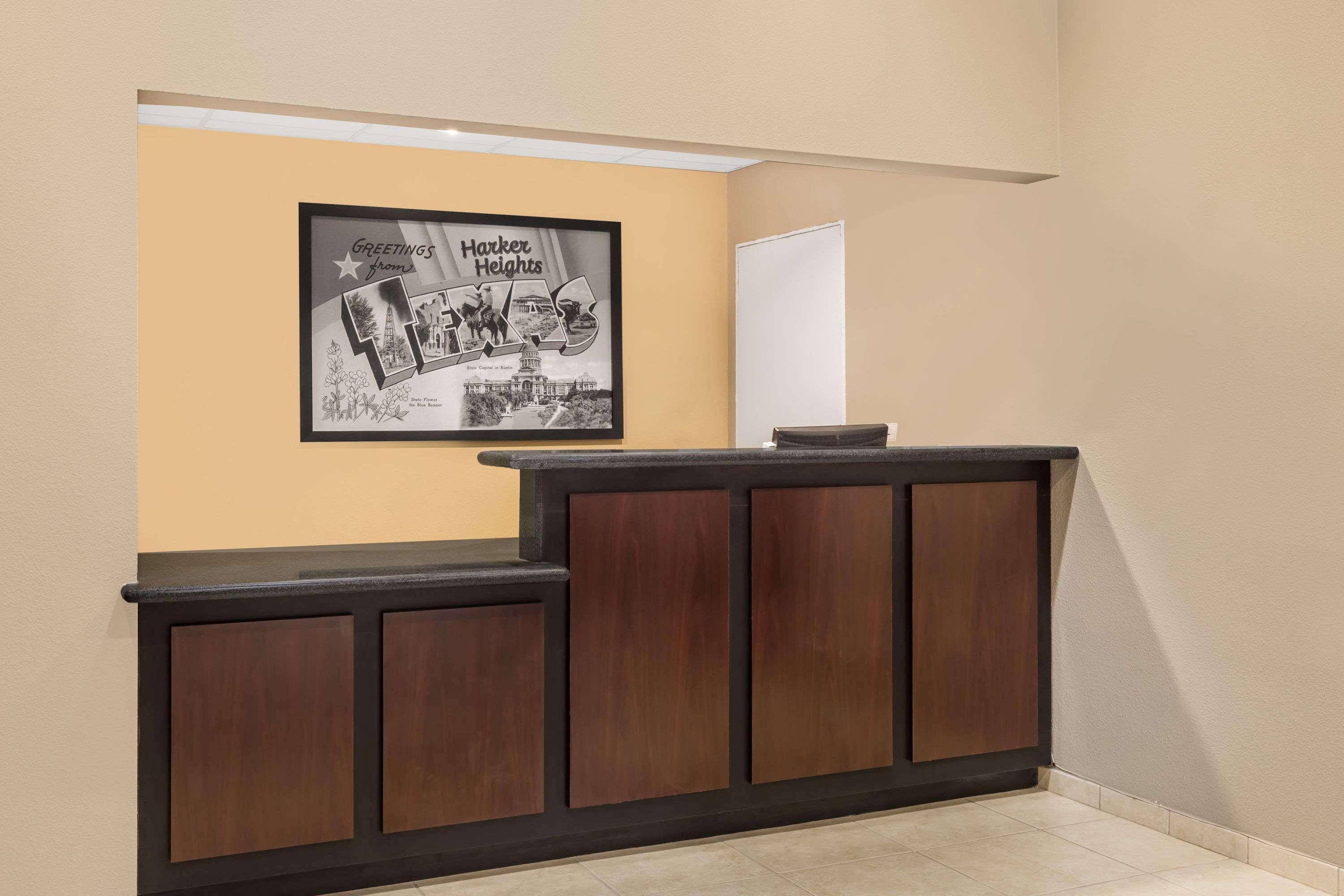 Super 8 By Wyndham Harker Heights Killeen - Fort Cavazos Bagian luar foto