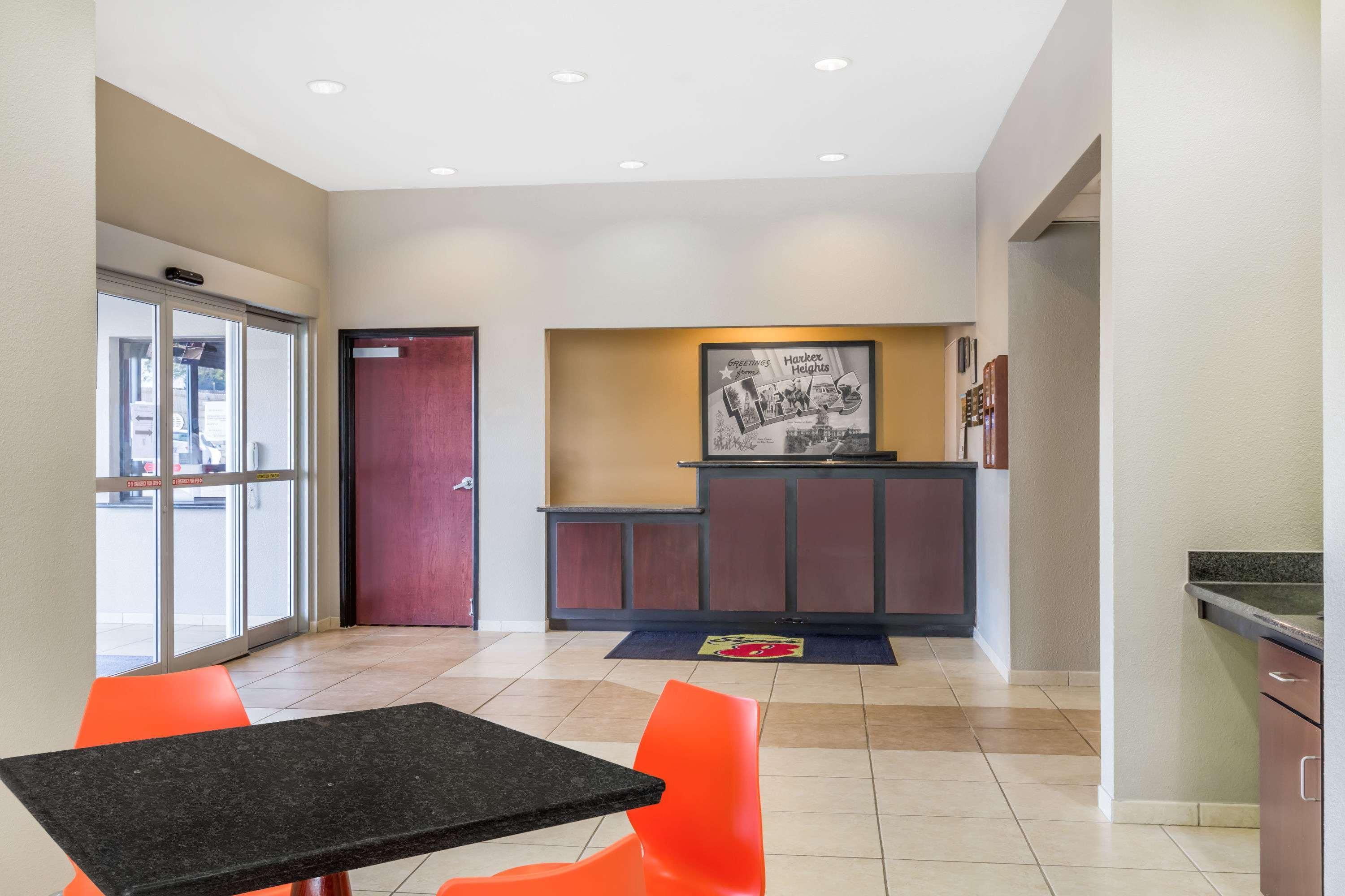 Super 8 By Wyndham Harker Heights Killeen - Fort Cavazos Bagian luar foto